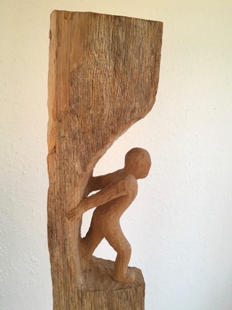 Ulrike Dillig - vorwärts 2 - Eichenstele - 145 cm