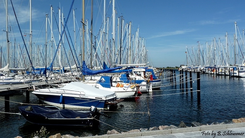 yachthafen promenade heiligenhafen